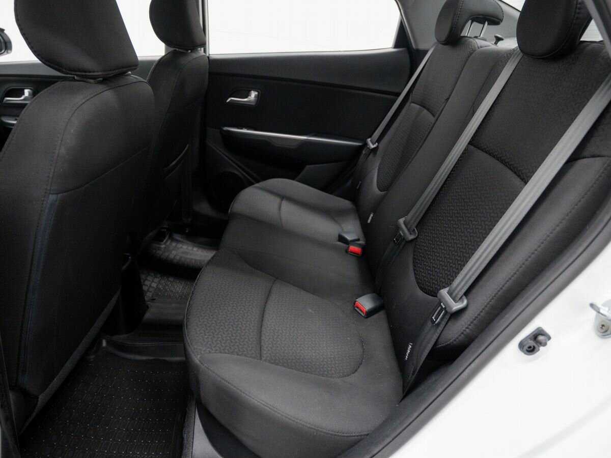 Купить Kia Rio, 2016, 70 933 км.. Фото: #11