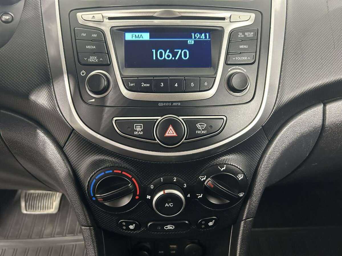 Купить Hyundai Solaris, 2016, 56 500 км.. Фото: #11