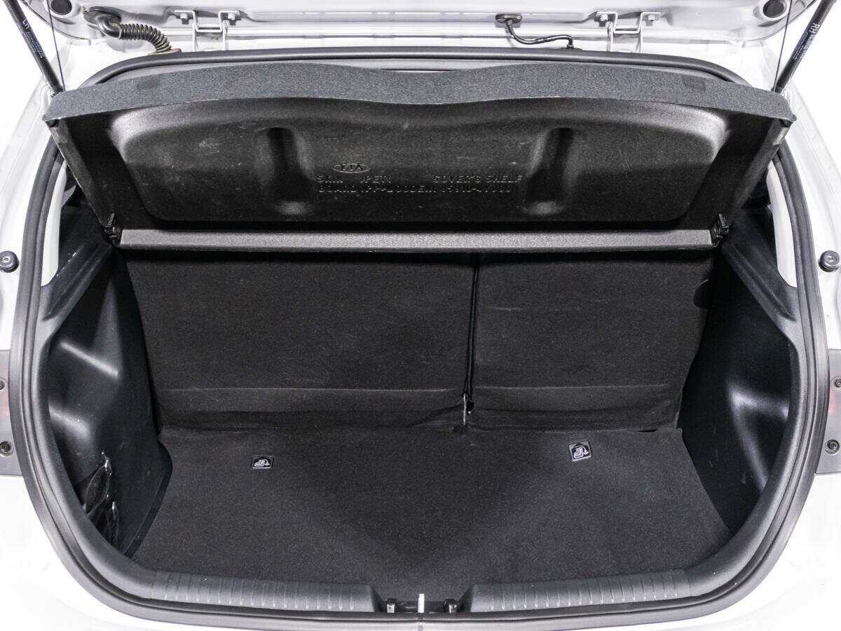 Купить Kia Rio, 2017, 71 495 км.. Фото: #14