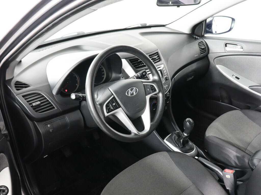 Купить Hyundai Solaris, 2012, 139 346 км.. Фото: #4