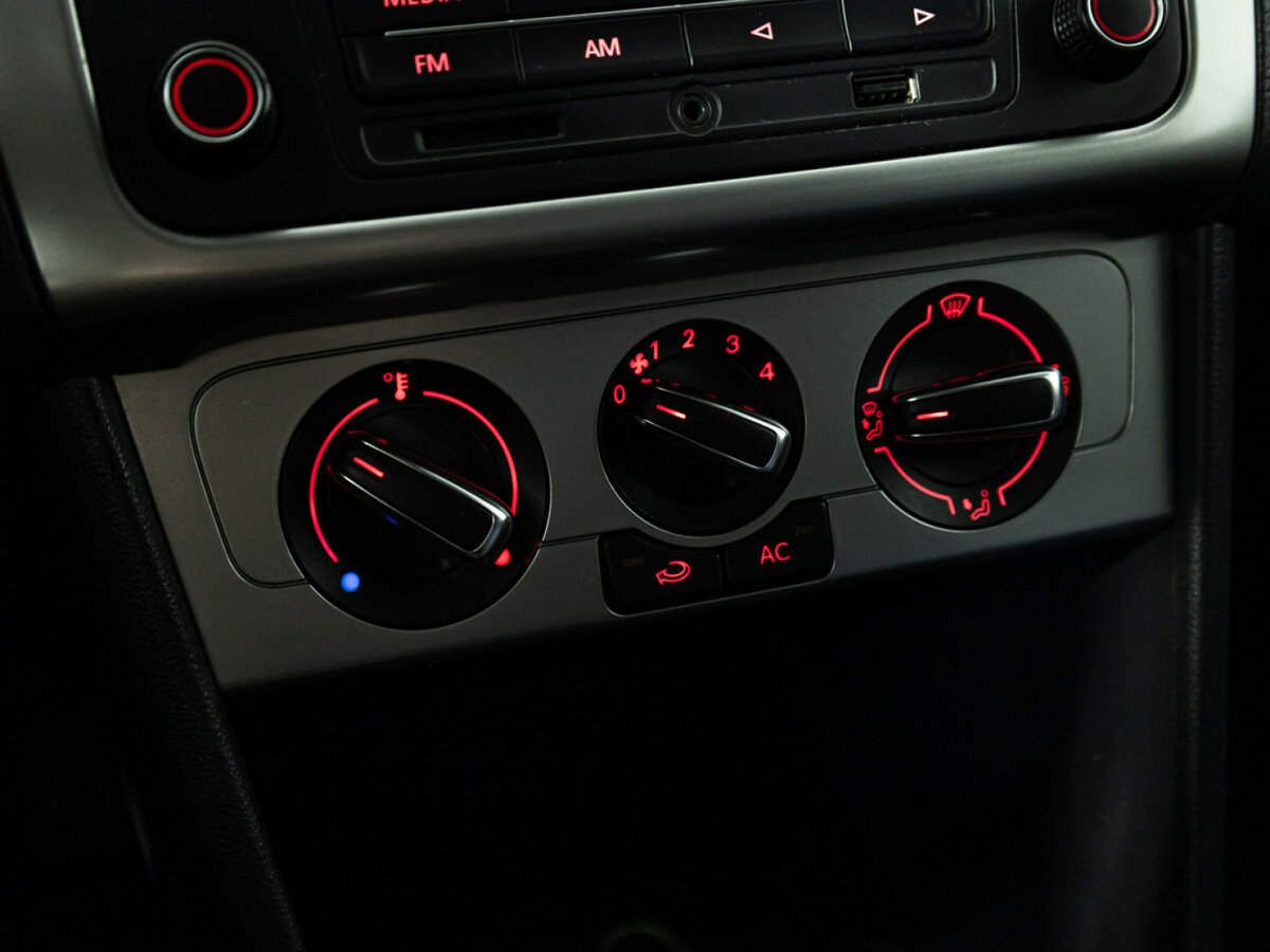 Купить Volkswagen Polo, 2013, 107 000 км.. Фото: #14