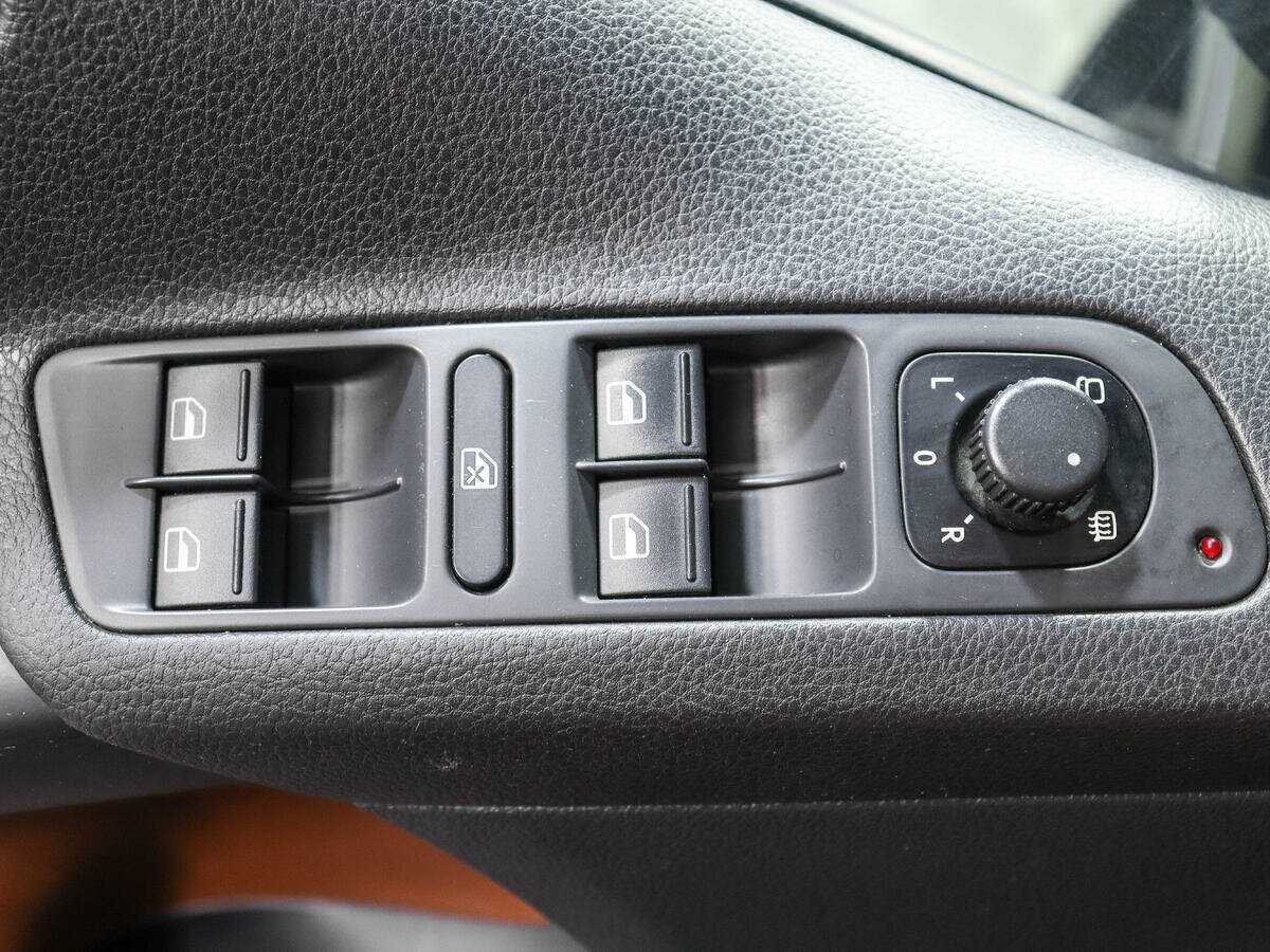 Купить Volkswagen Tiguan, 2013, 140 008 км.. Фото: #12