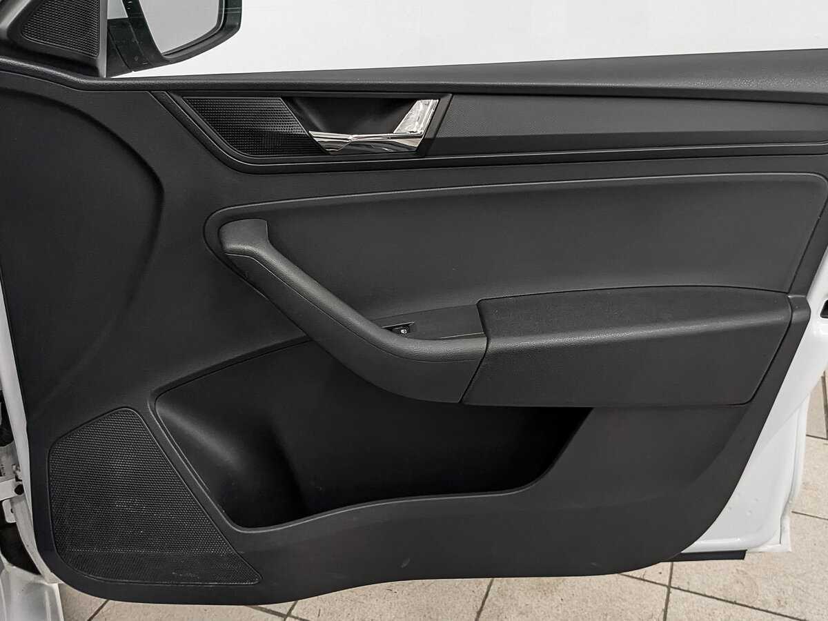 Купить Skoda Rapid, 2017, 191 579 км.. Фото: #23