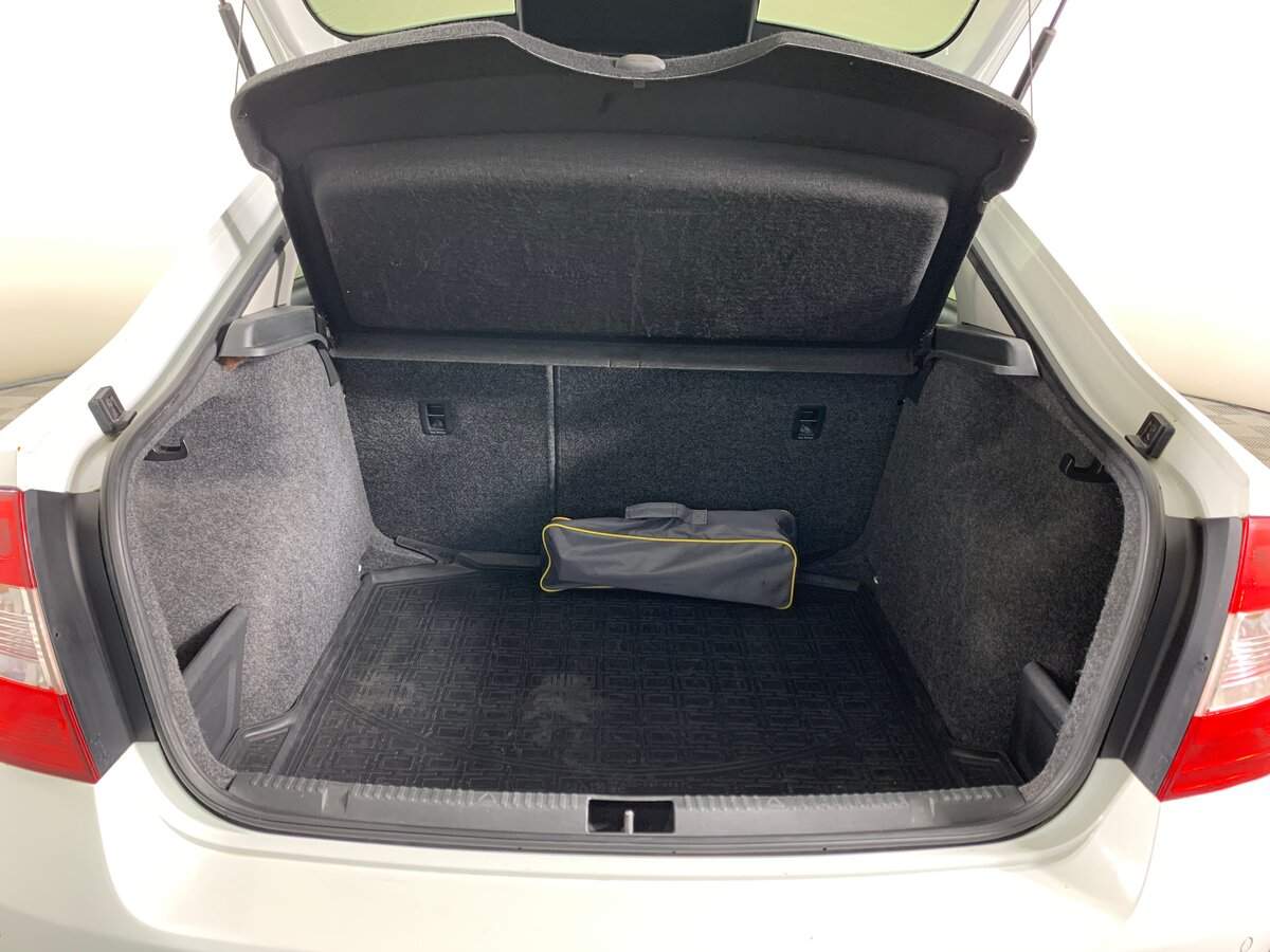 Купить Skoda Rapid, 2015, 170 380 км.. Фото: #18