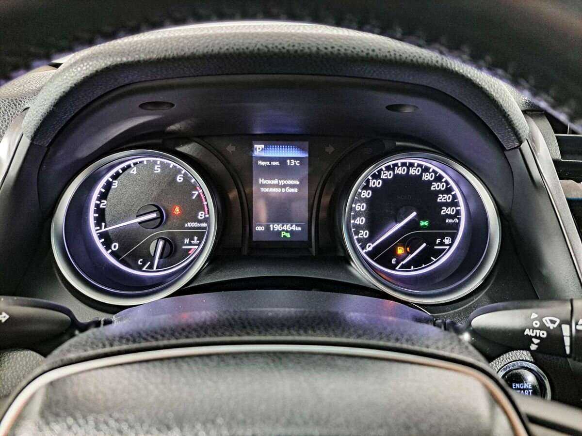 Купить Toyota Camry, 2018, 190 463 км.. Фото: #10