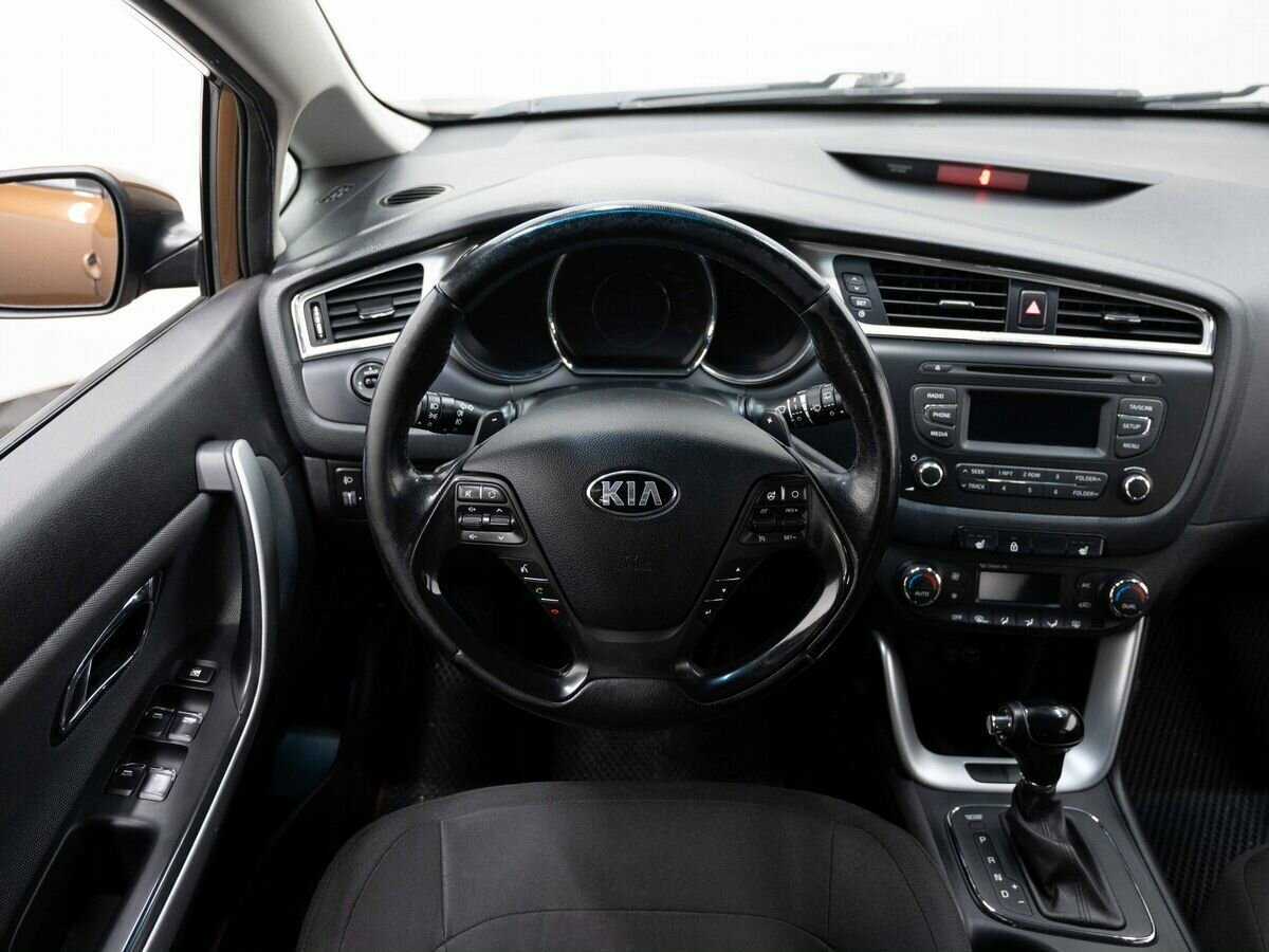 Купить Kia Ceed, 2017, 142 000 км.. Фото: #13