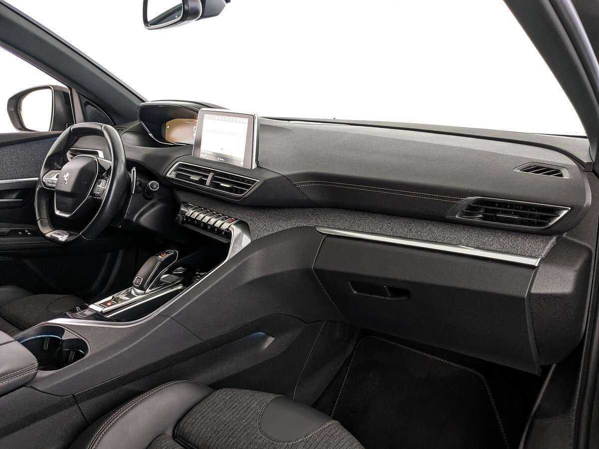 Купить Peugeot 3008, 2018, 187 811 км.. Фото: #8