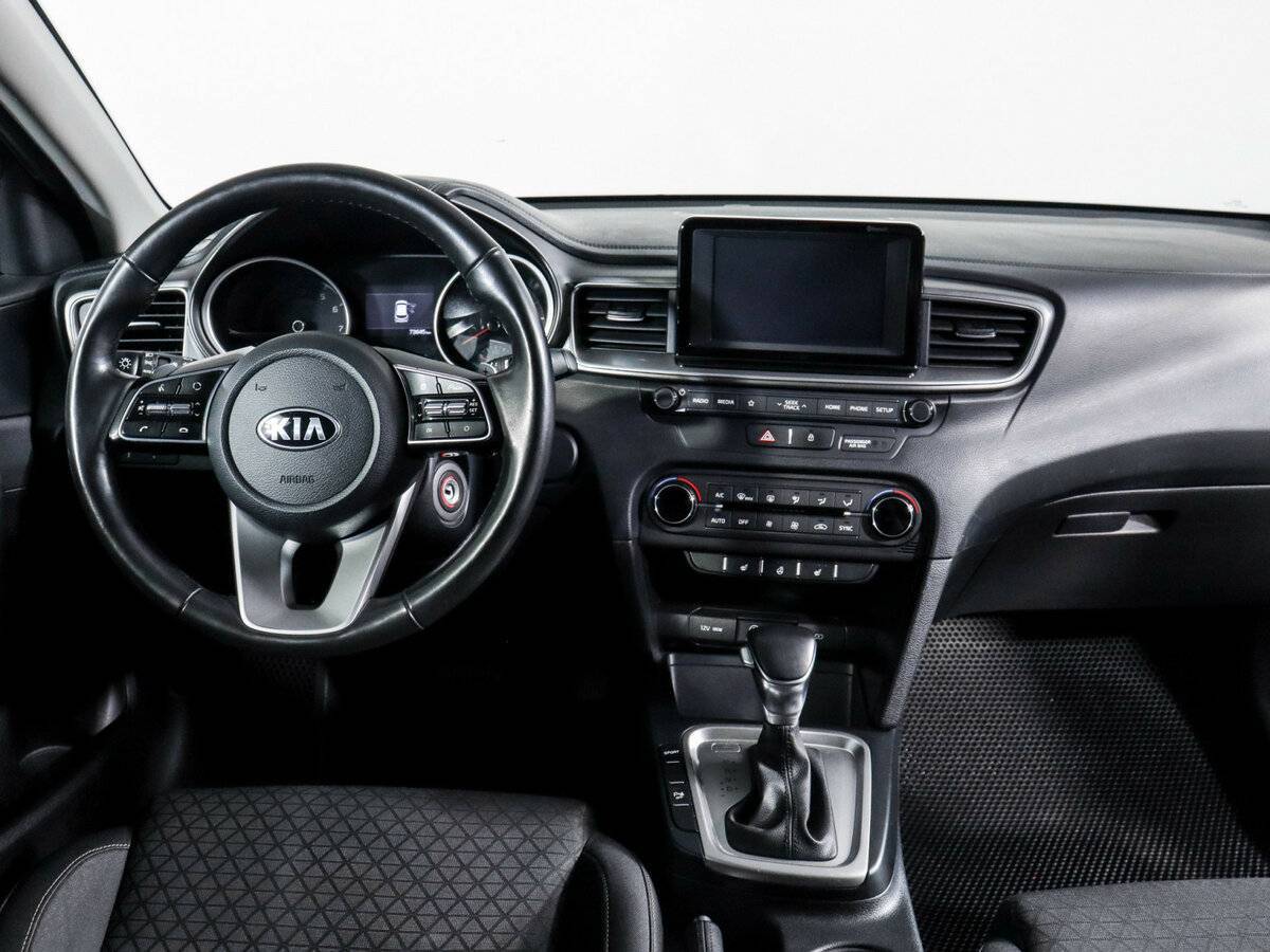 Купить Kia Ceed, 2019, 73 644 км.. Фото: #11