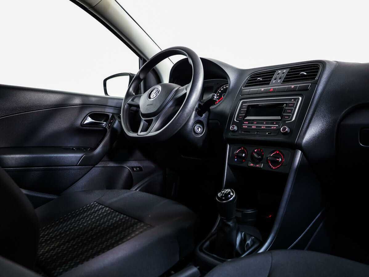 Купить Volkswagen Polo, 2016, 101 667 км.. Фото: #7