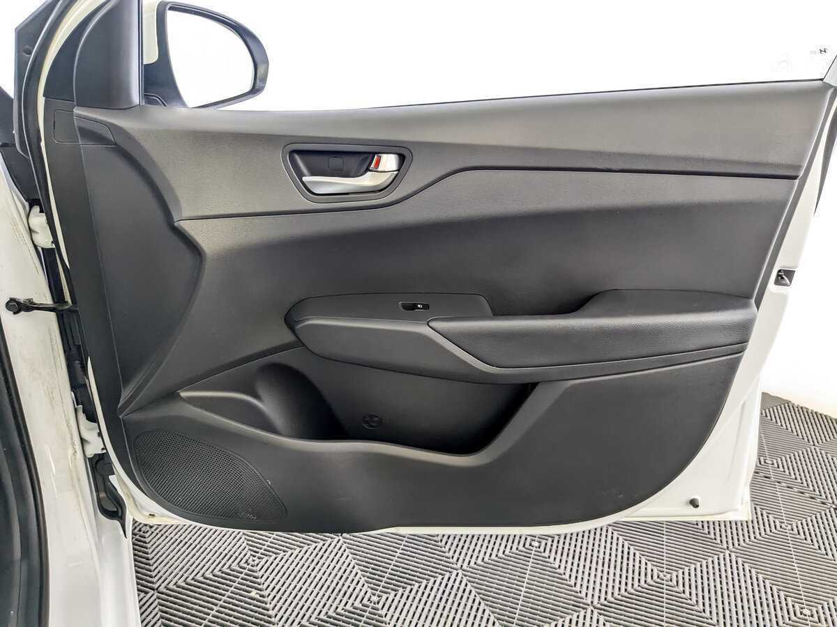 Купить Hyundai Solaris, 2020, 55 053 км.. Фото: #18