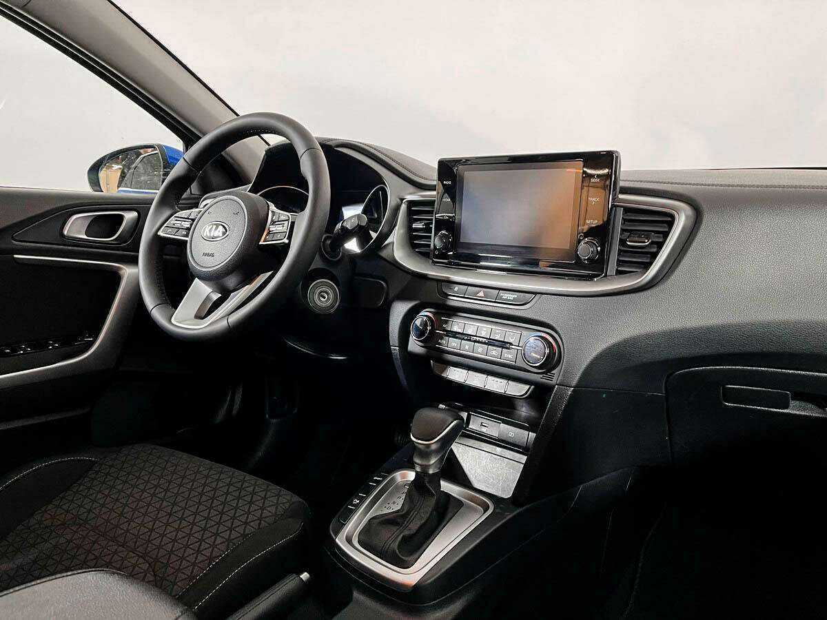 Купить Kia Ceed, 2020, 66 000 км.. Фото: #8