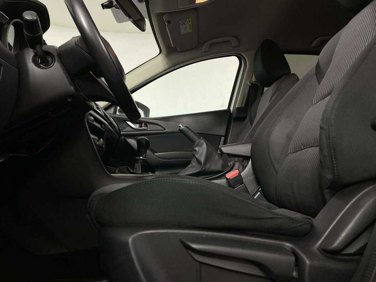 Купить Mazda 3, 2014, 144 463 км.. Фото: #9