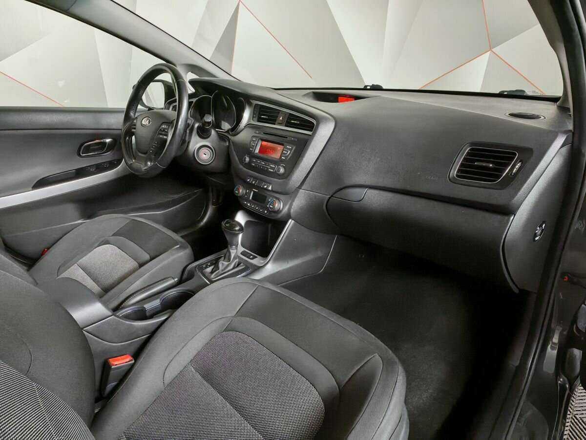Купить Kia Ceed, 2017, 120 495 км.. Фото: #8
