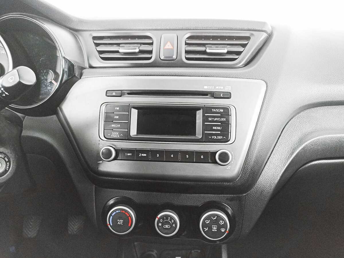 Купить Kia Rio, 2017, 117 950 км.. Фото: #12