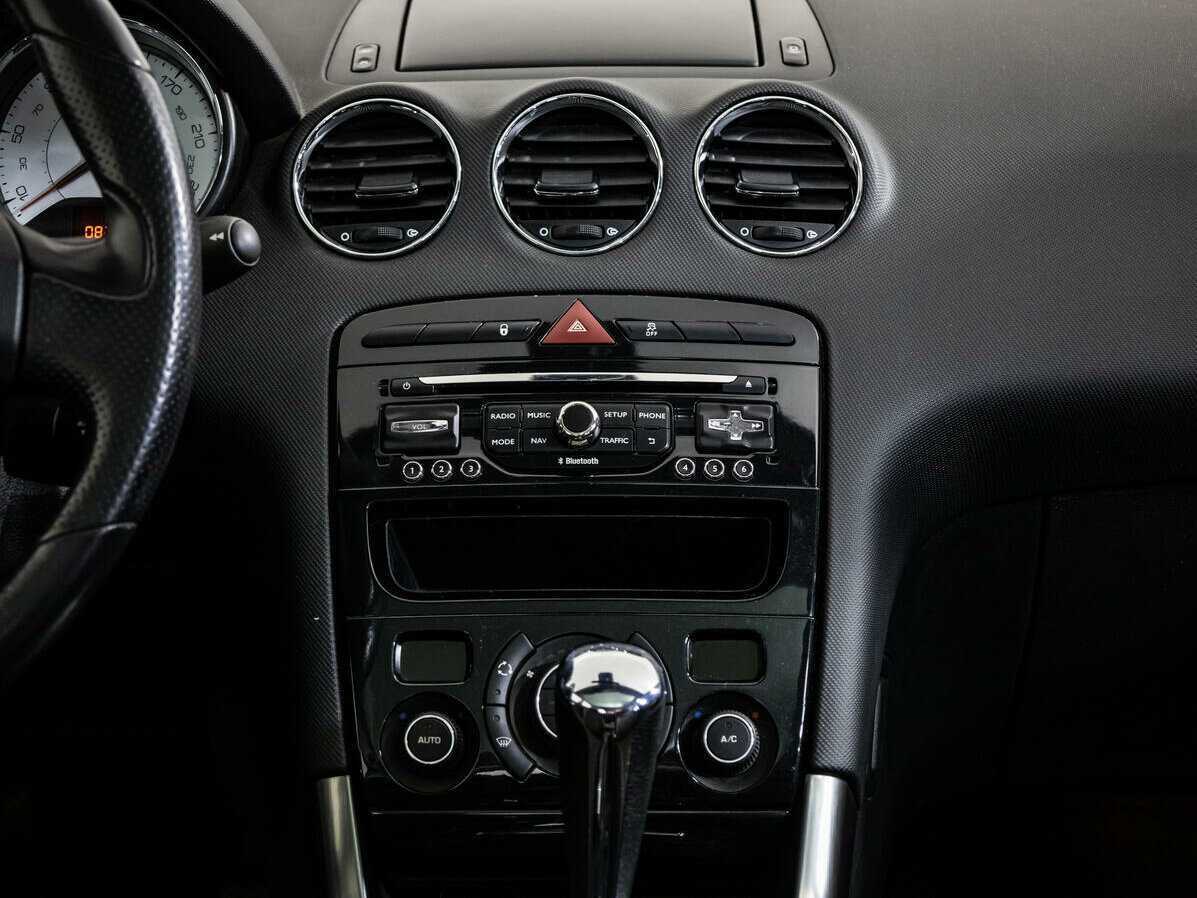 Купить Peugeot 308, 2013, 82 635 км.. Фото: #13