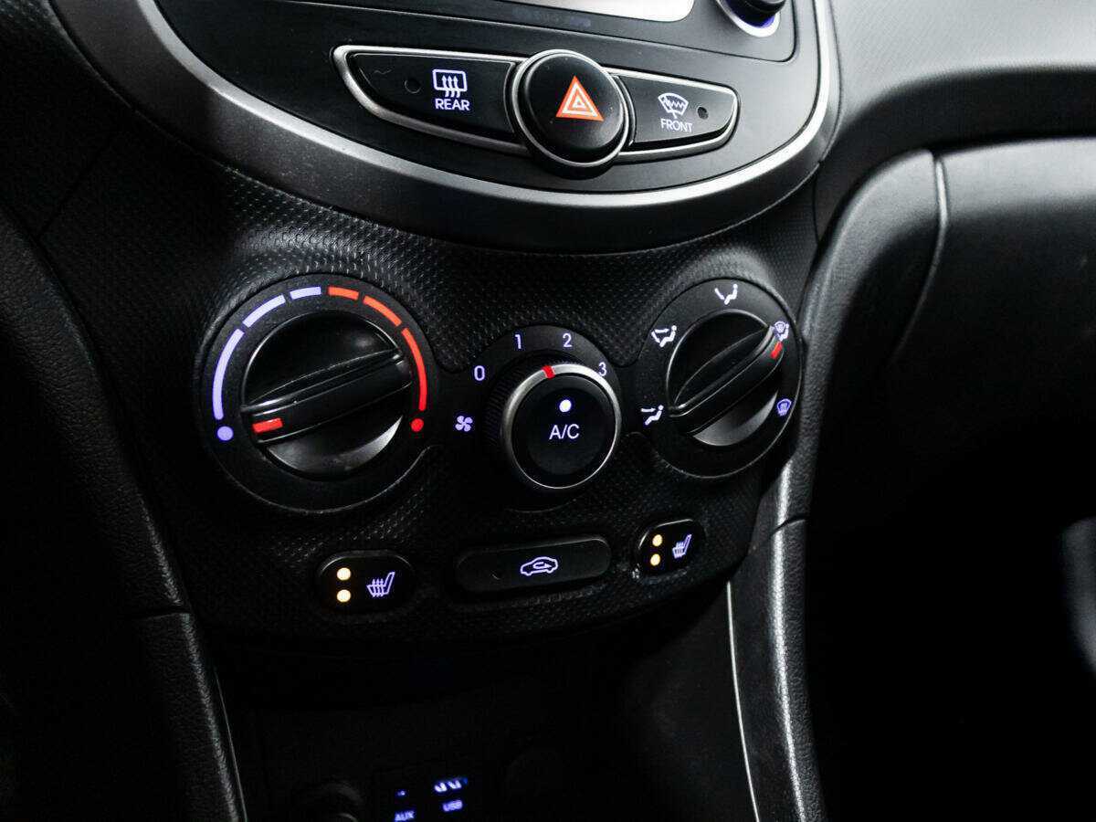 Купить Hyundai Solaris, 2015, 197 117 км.. Фото: #14