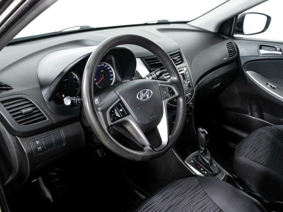 Купить Hyundai Solaris, 2015, 197 117 км.. Фото: #10