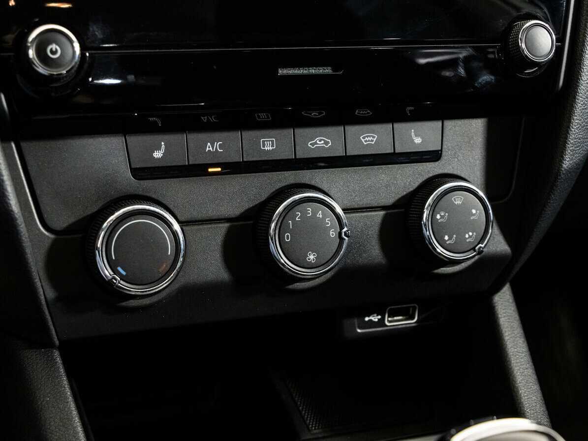 Купить Skoda Octavia, 2018, 66 722 км.. Фото: #13