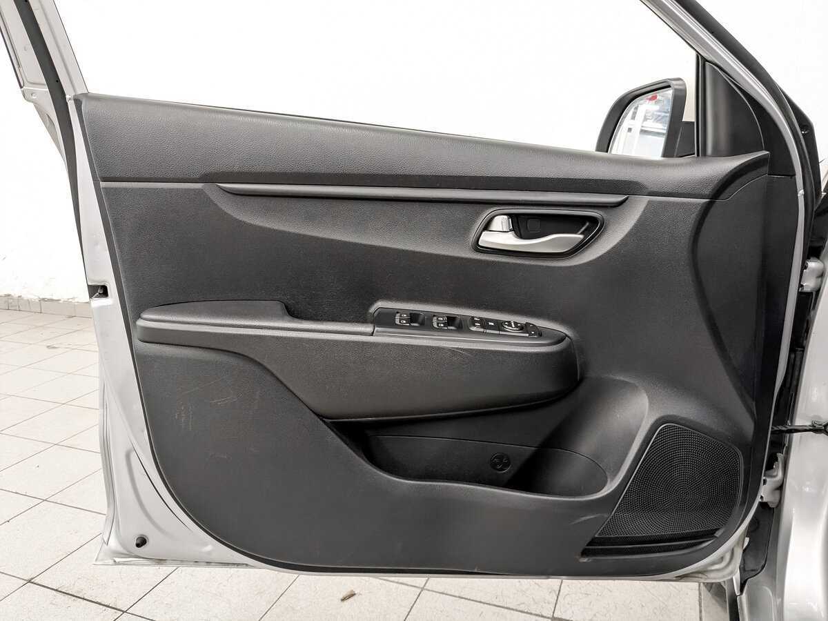 Купить Kia Rio, 2020, 189 225 км.. Фото: #18