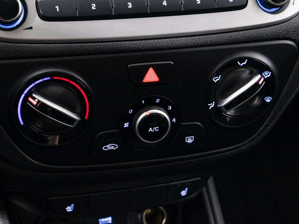 Купить Hyundai Solaris, 2020, 119 000 км.. Фото: #14