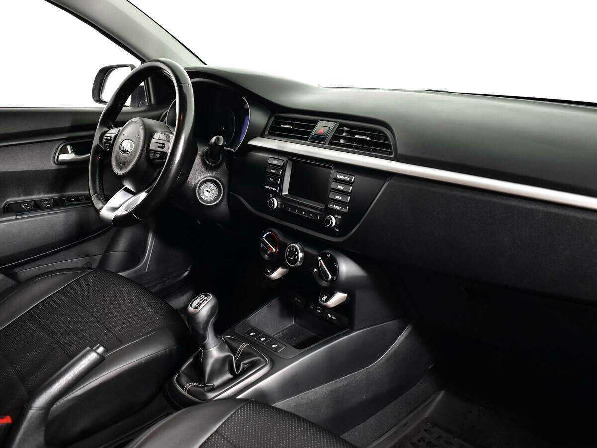 Купить Kia Rio, 2017, 119 844 км.. Фото: #8