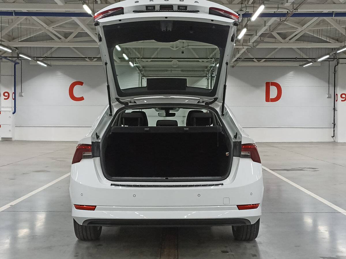 Купить Skoda Octavia, 2021, 167 259 км.. Фото: #9