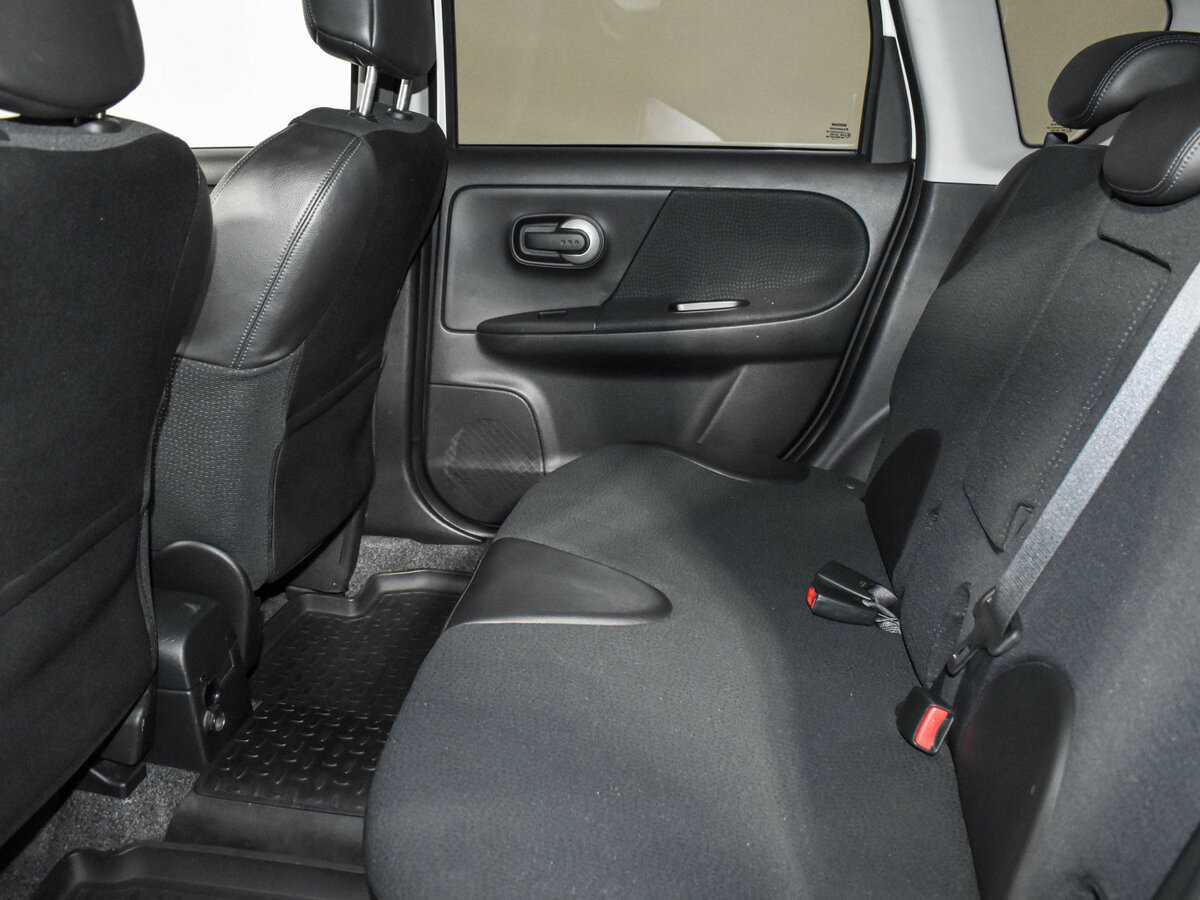 Купить Nissan Note, 2013, 120 841 км.. Фото: #9