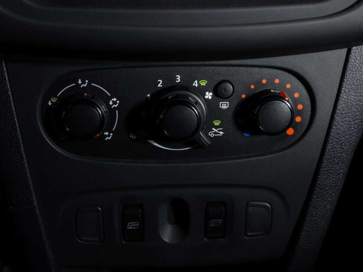 Купить Renault Logan, 2020, 39 000 км.. Фото: #16