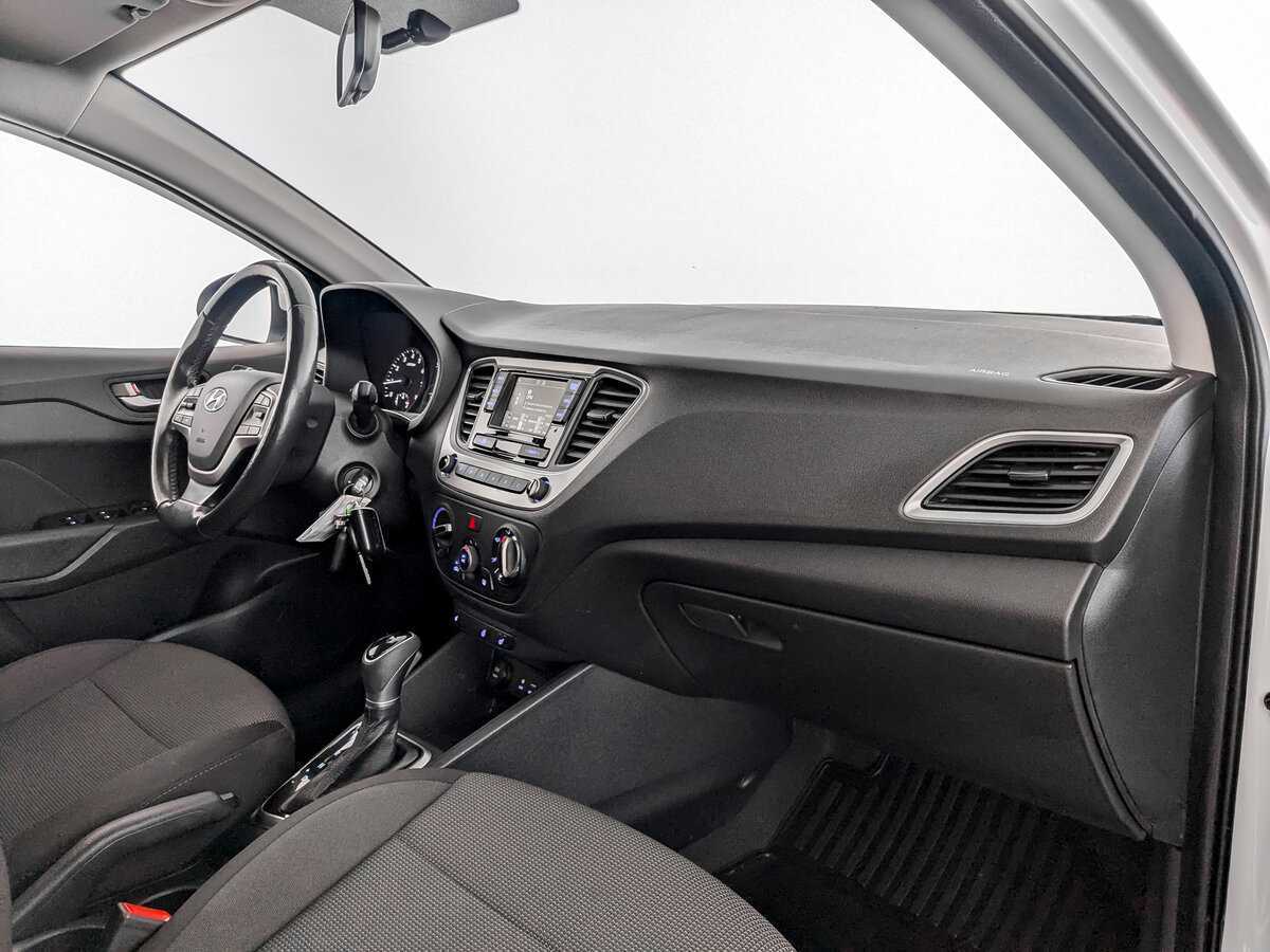Купить Hyundai Solaris, 2018, 128 050 км.. Фото: #9