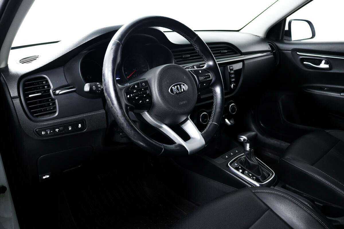 Купить Kia Rio, 2018, 41 695 км.. Фото: #12