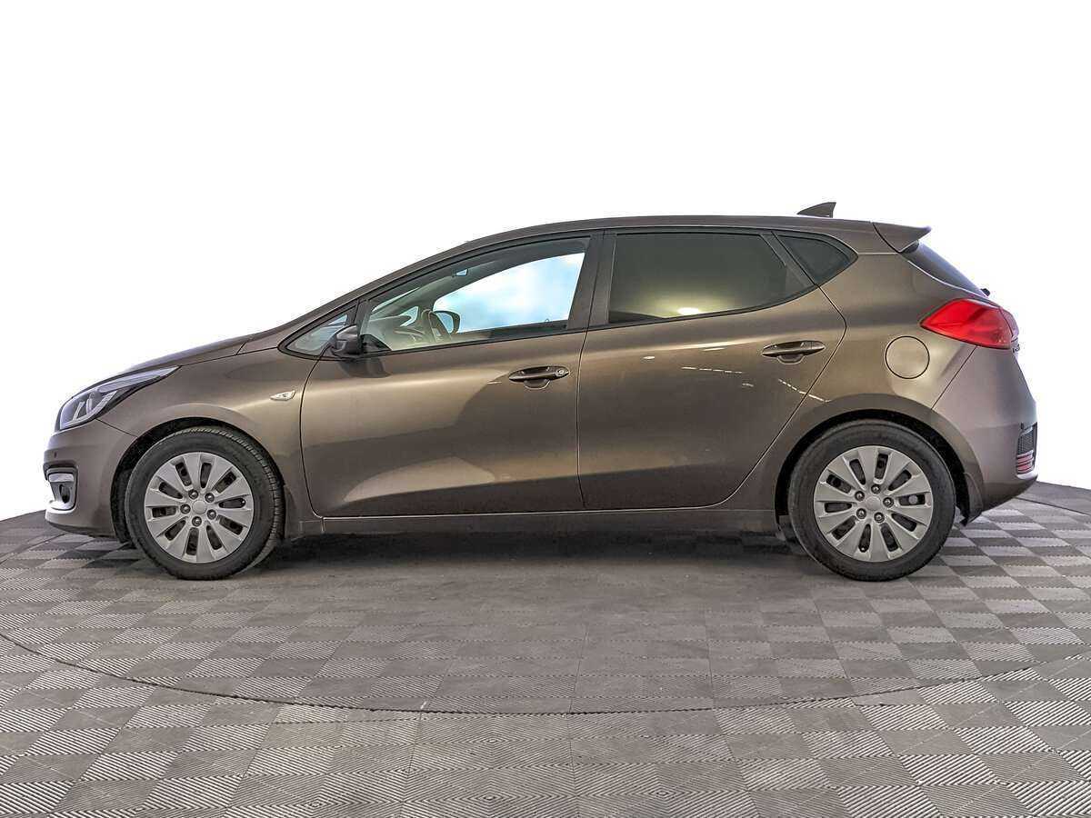 Купить Kia Ceed, 2017, 54 160 км.. Фото: #7