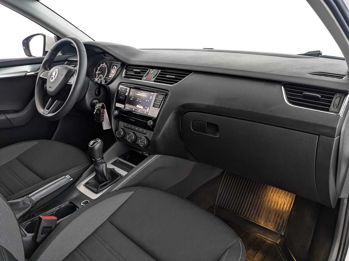 Купить Skoda Octavia, 2019, 60 649 км.. Фото: #8