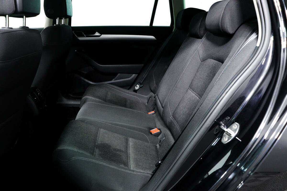 Купить Volkswagen Passat, 2019, 121 347 км.. Фото: #11