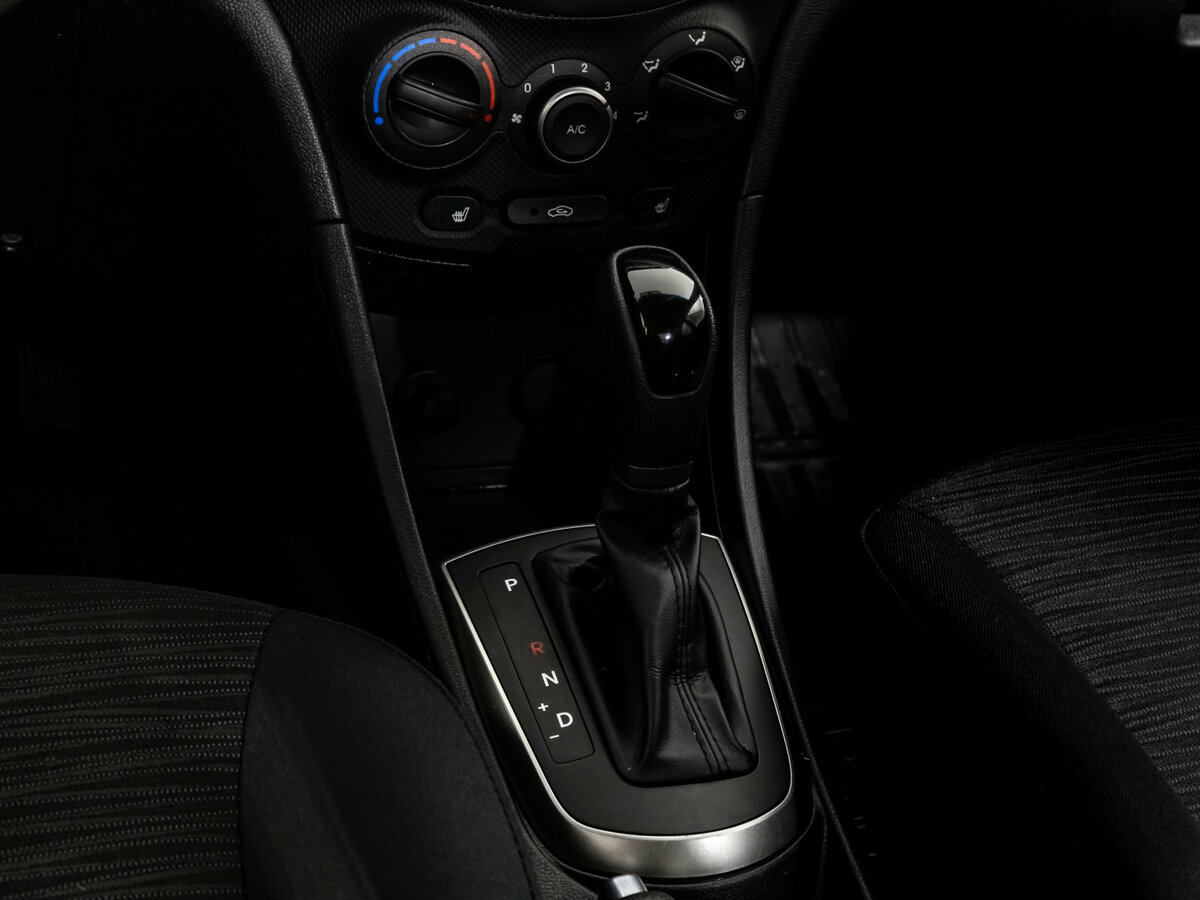 Купить Hyundai Solaris, 2015, 139 194 км.. Фото: #9