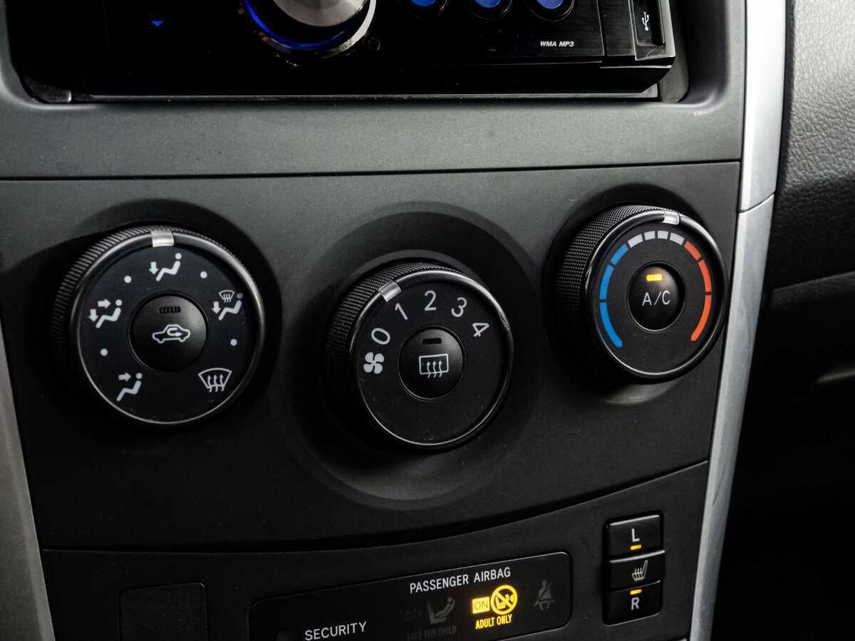 Купить Toyota Corolla, 2012, 339 705 км.. Фото: #9