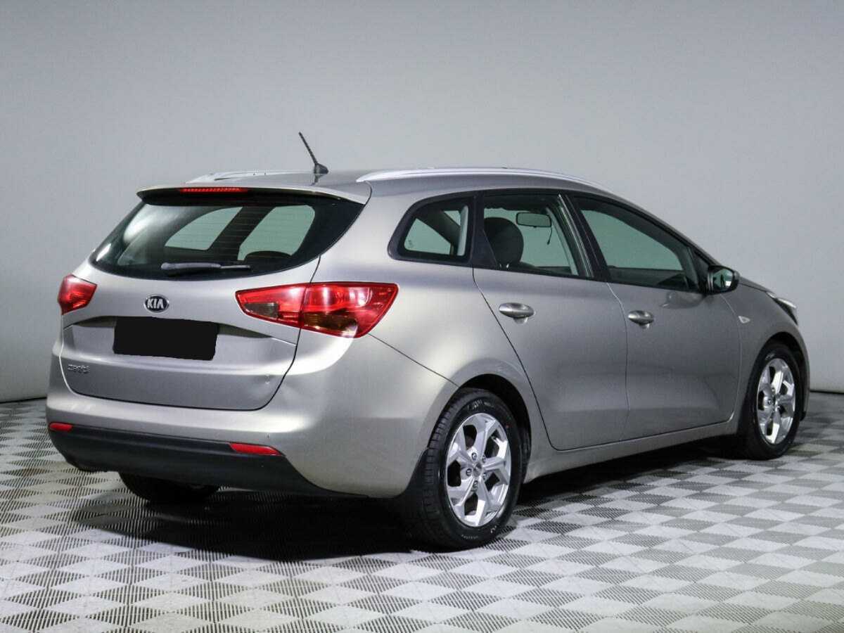 Купить Kia Ceed, 2013, 169 619 км.. Фото: #4