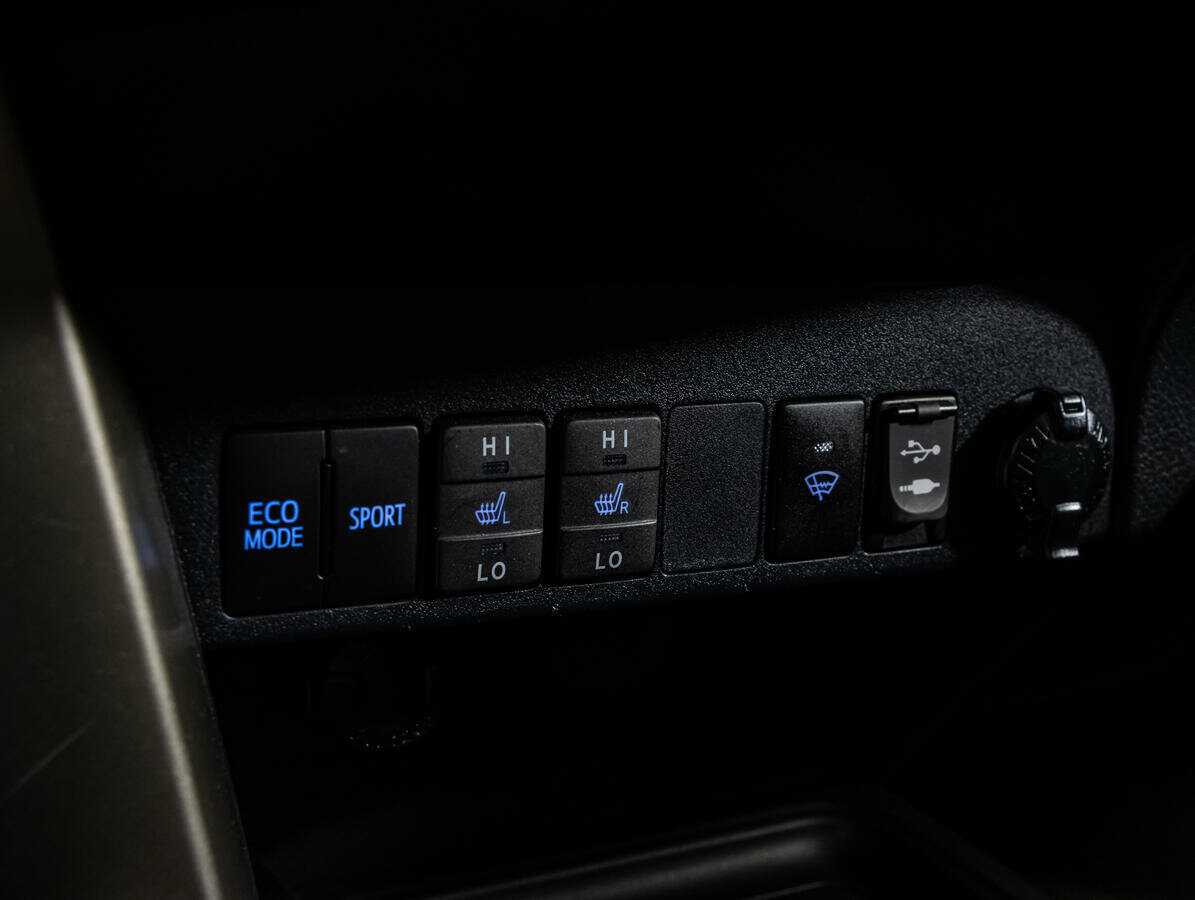 Купить Toyota RAV4, 2013, 111 771 км.. Фото: #15