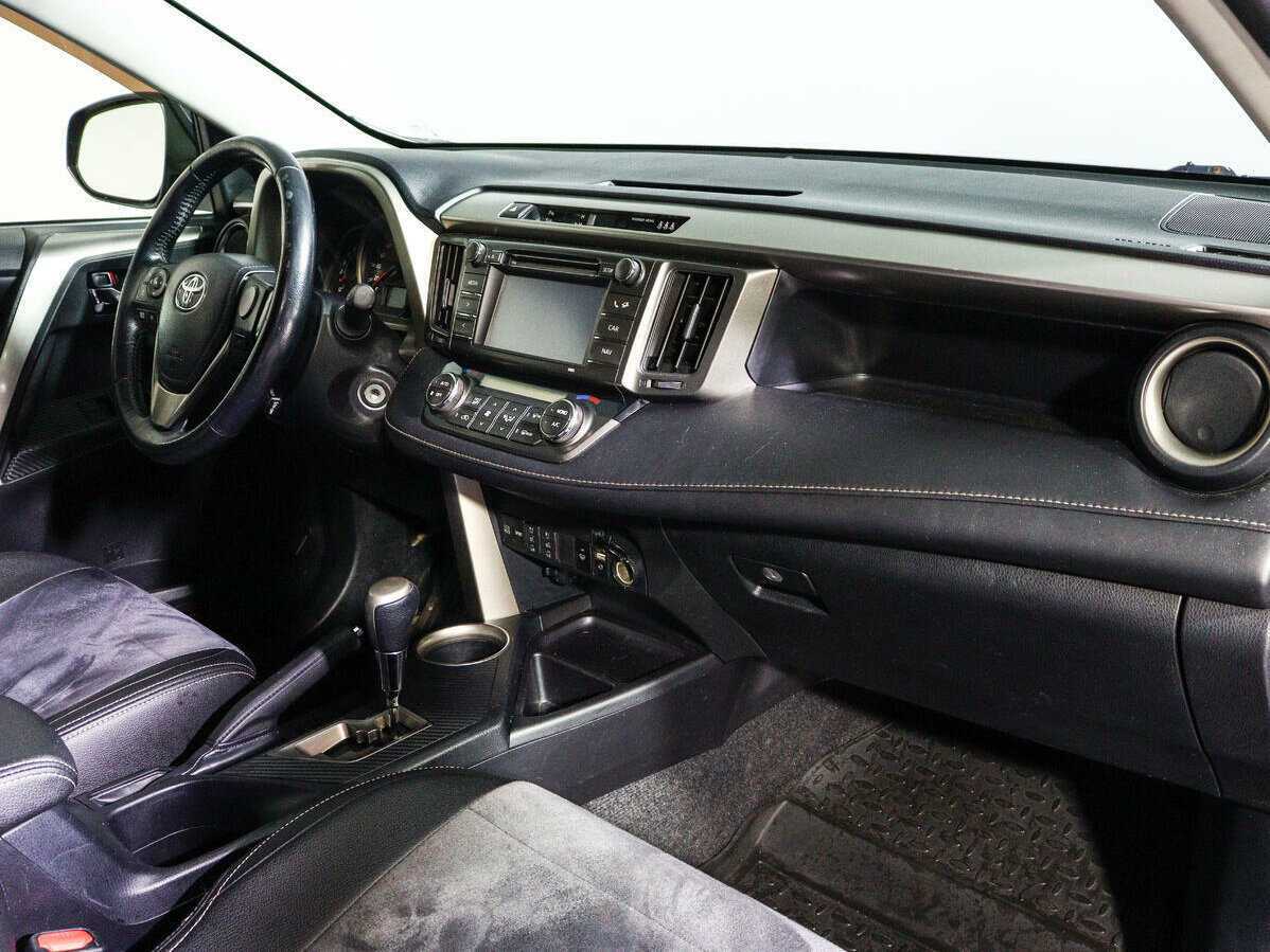 Купить Toyota RAV4, 2013, 172 985 км.. Фото: #6