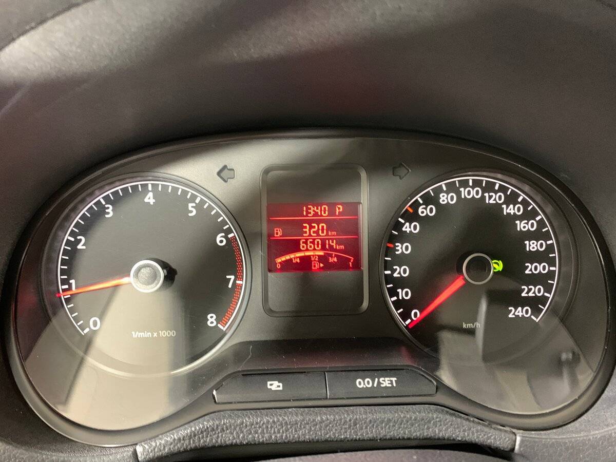 Купить Volkswagen Polo, 2014, 66 014 км.. Фото: #13