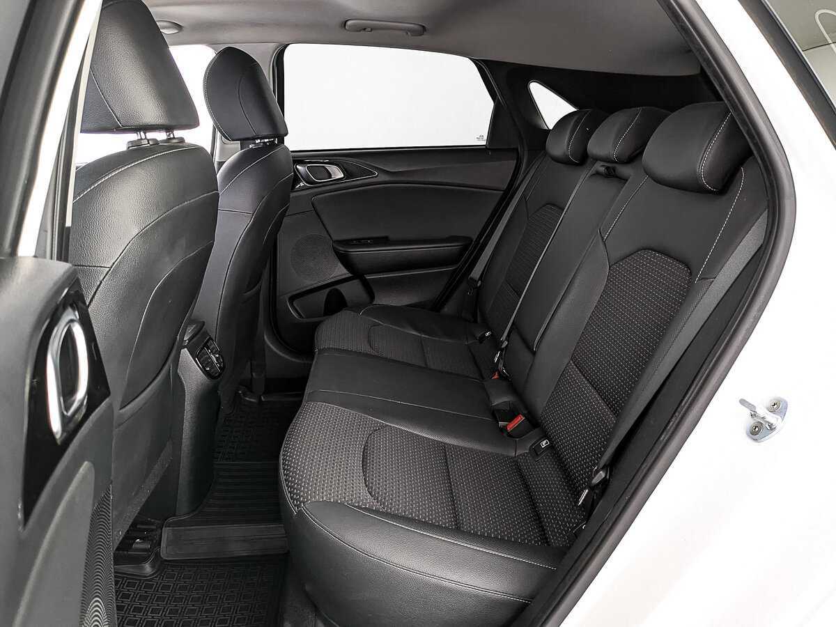 Купить Kia Ceed, 2019, 97 434 км.. Фото: #17