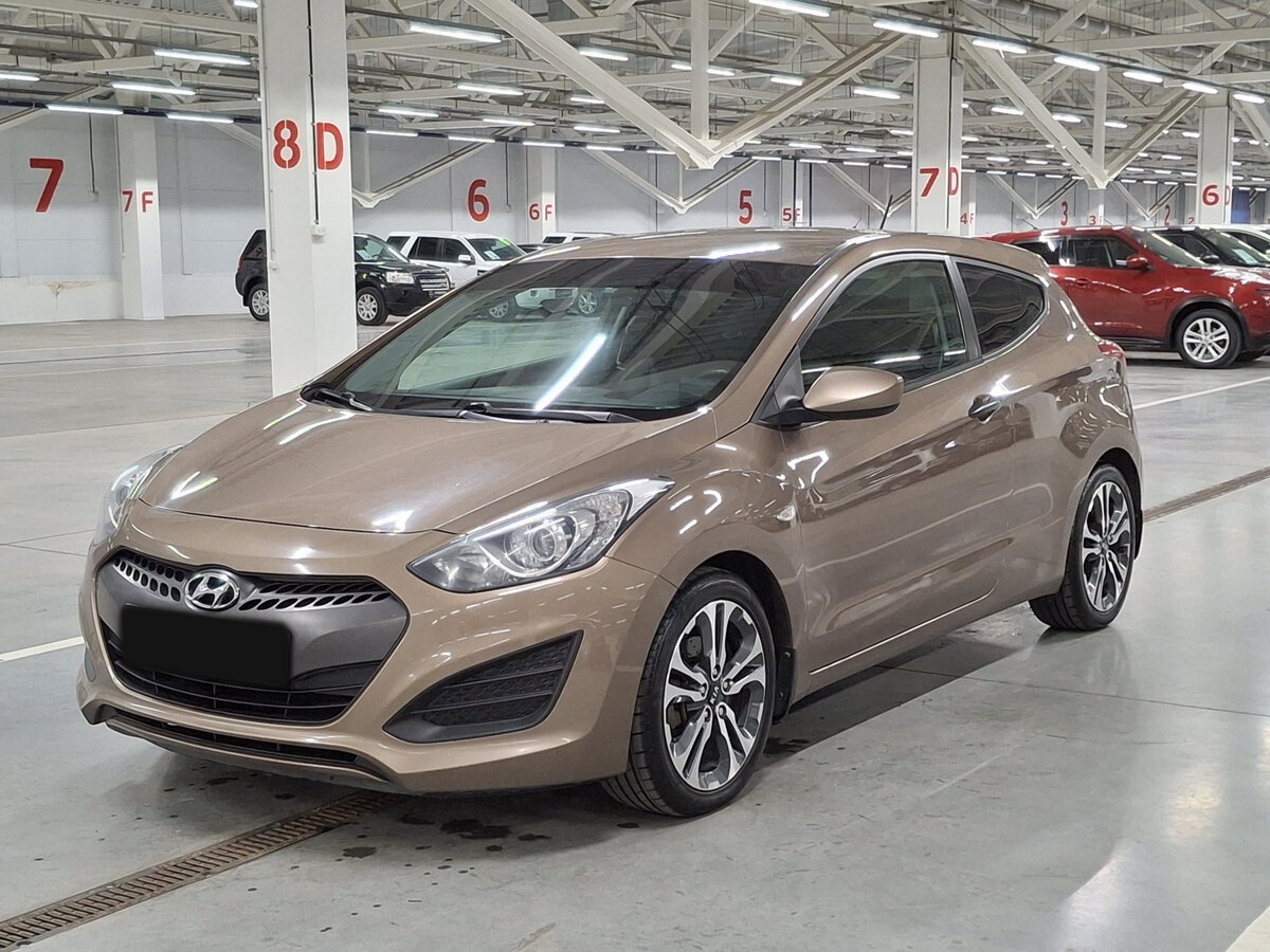 Купить Hyundai i30, 2013, 196 060 км.. Посмотреть фото