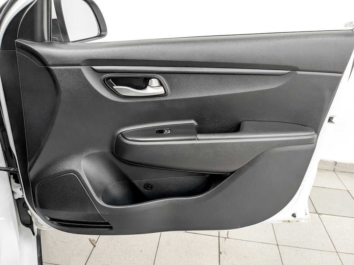 Купить Kia Rio, 2020, 190 928 км.. Фото: #23