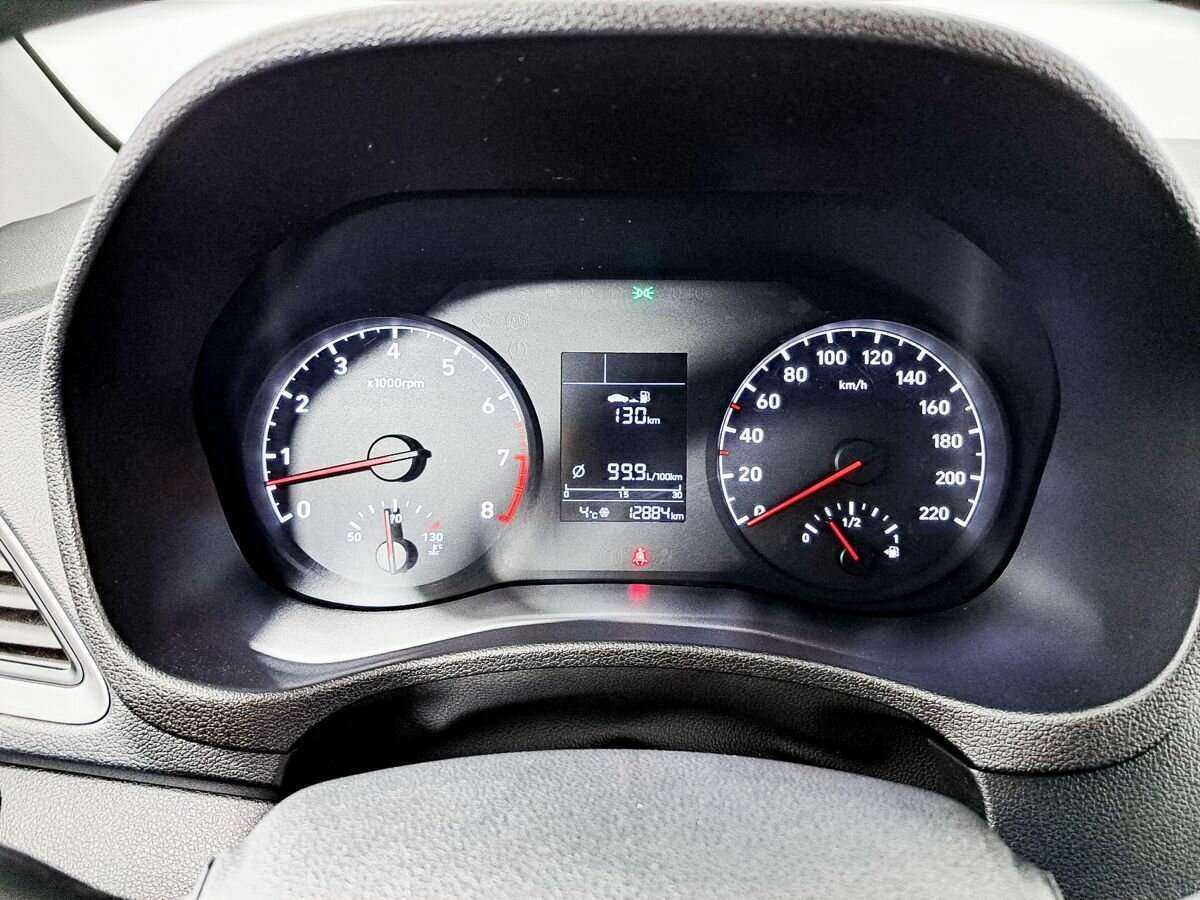 Купить Hyundai Solaris, 2018, 12 905 км.. Фото: #10