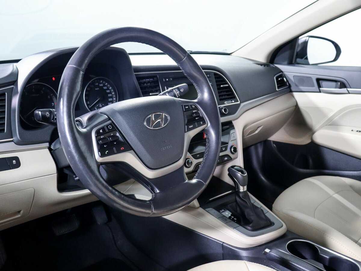 Купить Hyundai Elantra, 2018, 100 660 км.. Фото: #10