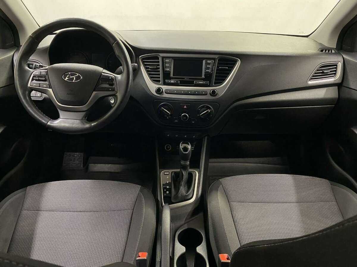 Купить Hyundai Solaris, 2018, 77 668 км.. Фото: #6