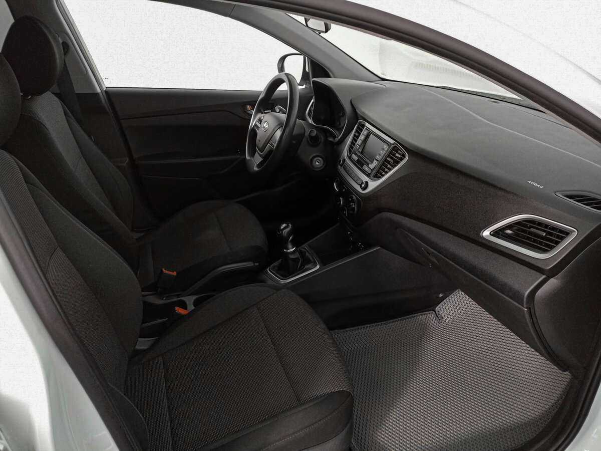 Купить Hyundai Solaris, 2017, 157 403 км.. Фото: #8