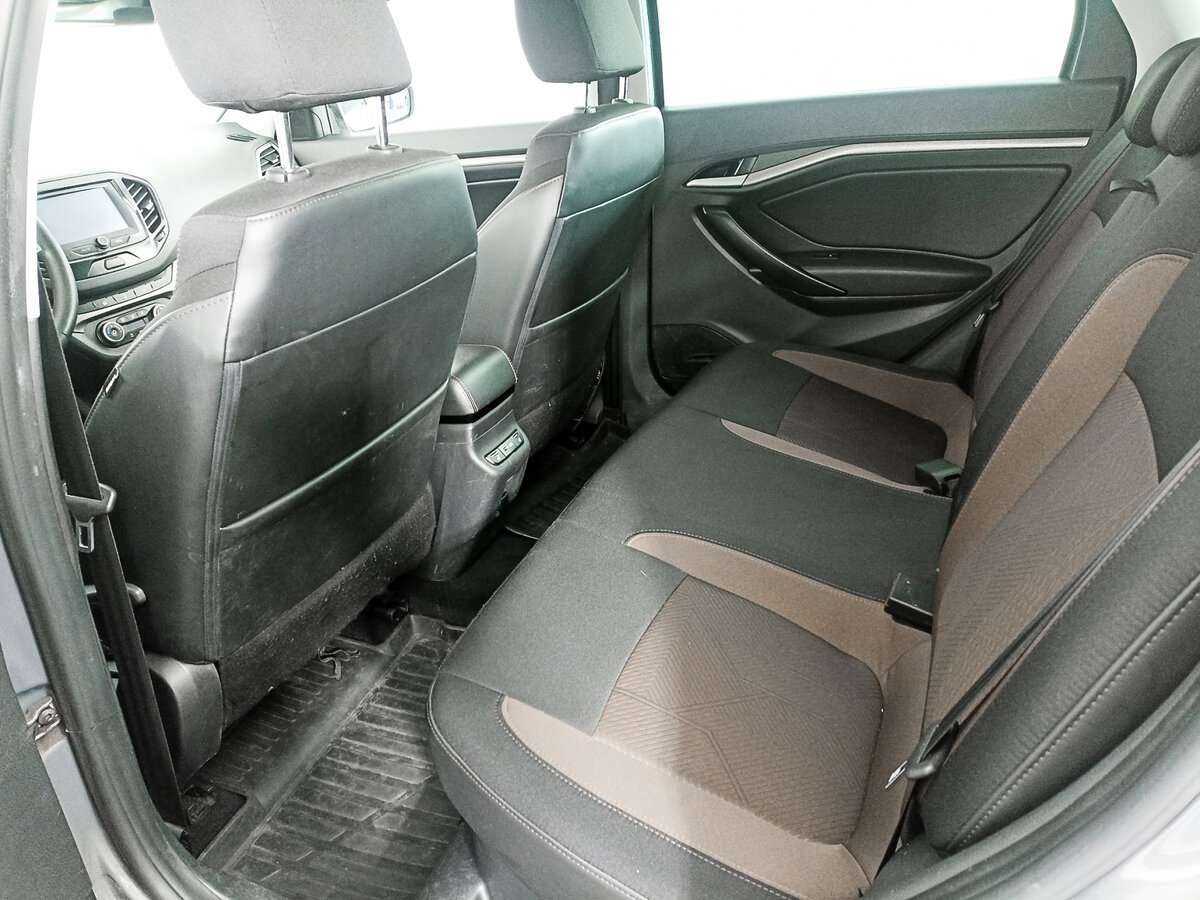 Купить Lada (ВАЗ) Vesta, 2017, 127 901 км.. Фото: #9