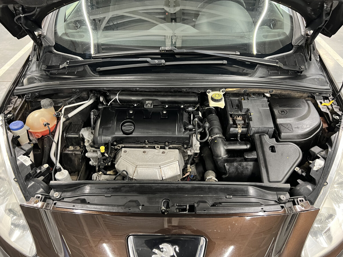 Купить Peugeot 308, 2012, 207 668 км.. Фото: #8