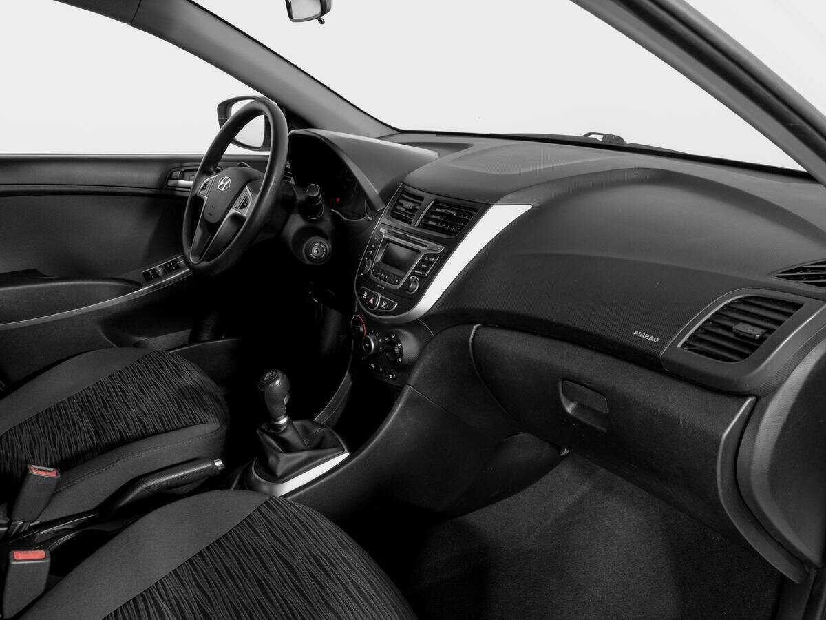 Купить Hyundai Solaris, 2016, 100 095 км.. Фото: #8