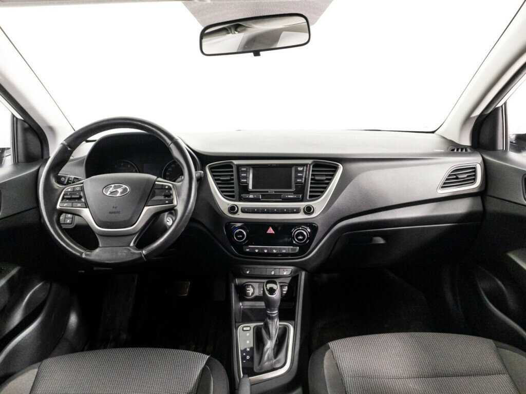 Купить Hyundai Solaris, 2017, 137 402 км.. Фото: #12